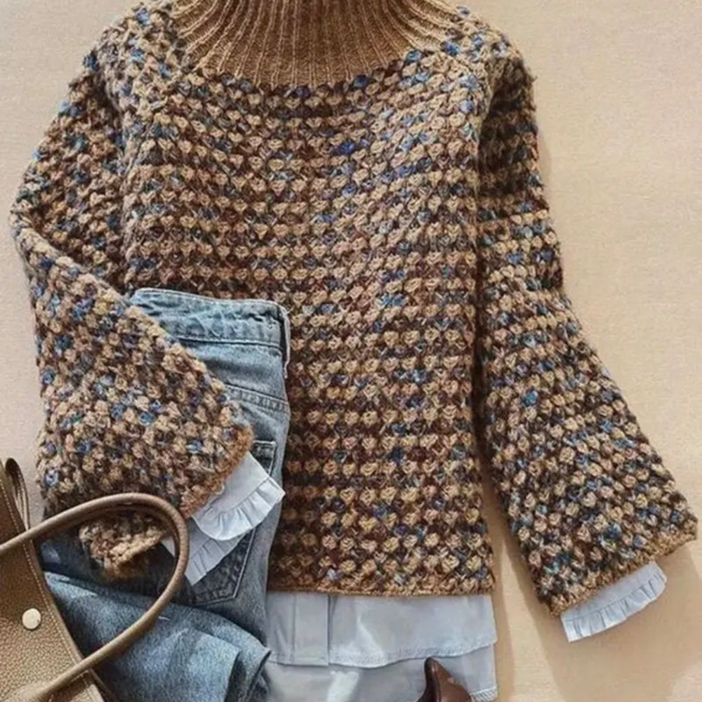 Elegant Multicolor Knit Turtleneck Sweater - Picture 3 of 4